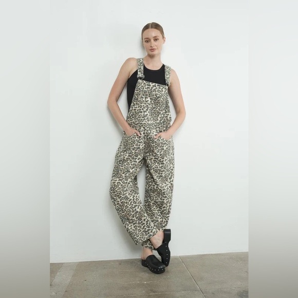 Aaron and Amber Wildside Overalls Jumpsuit Barrel Leg Leopard Print Pants - Picture 3 of 13